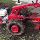 Plow for MTZ walk-behind tractor: varieties and self-adjustment